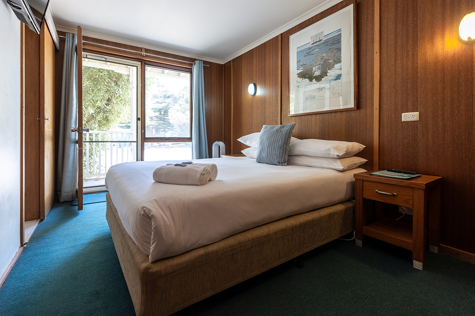 Queen Room