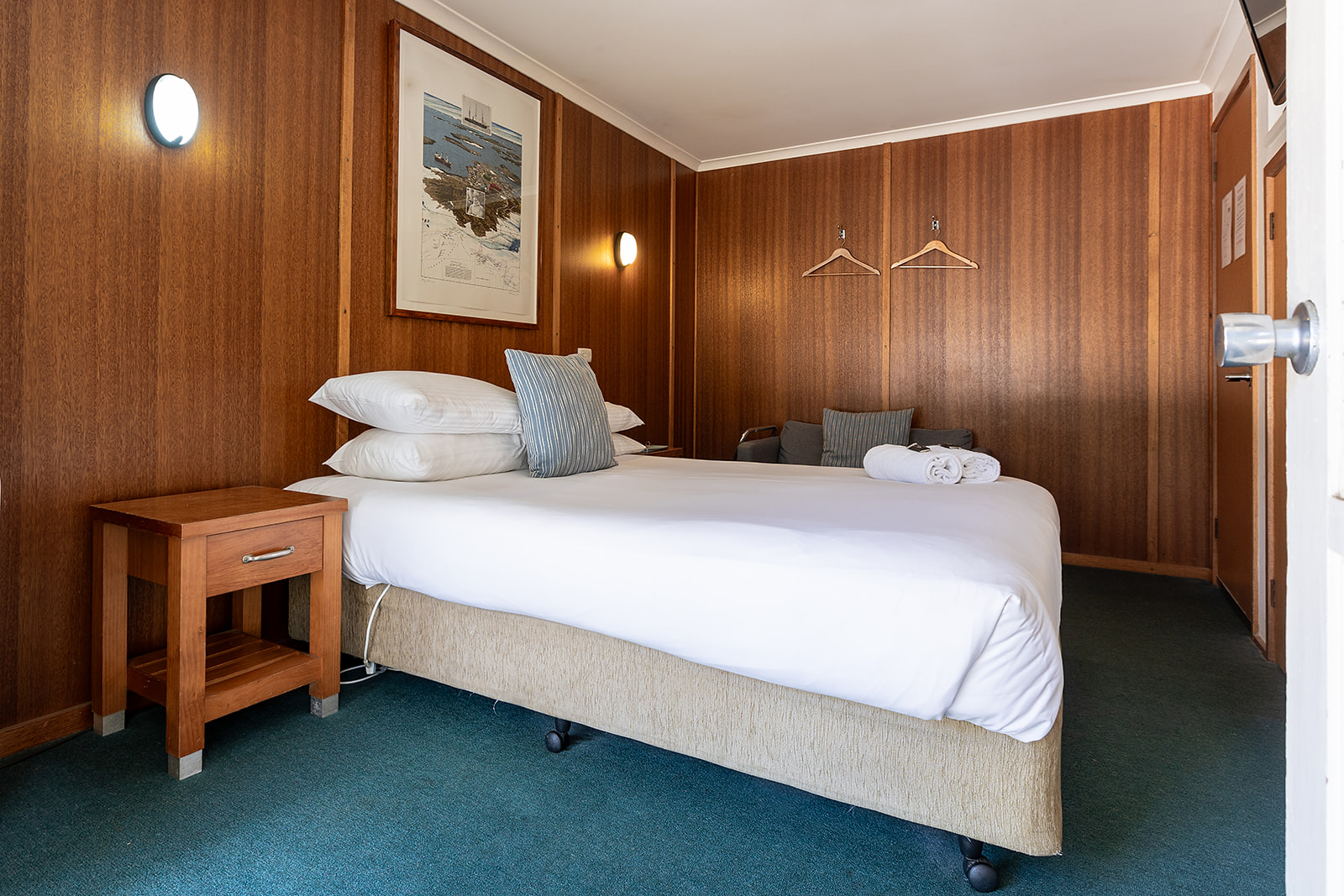 Queen Room photo 4